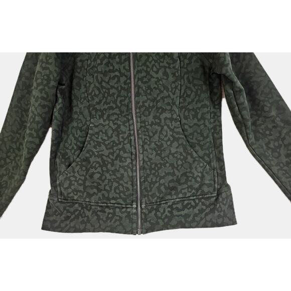 Lululemon ~Woman Size 10~ Scuba Hoodie Cotton Blend Incognito Camo Green/Black. - Picture 7 of 16